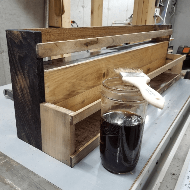 Easy Homemade Vinegar and Steel Wool Wood Stain for Rustic Furniture